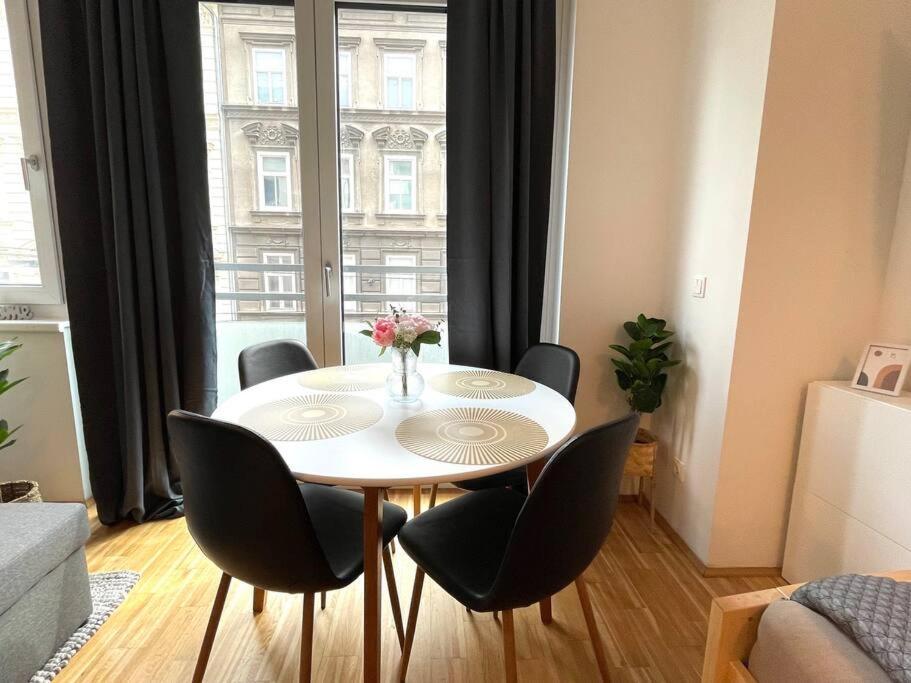 New I Stylish I Modern I Cozy Apartment Viena Exterior foto